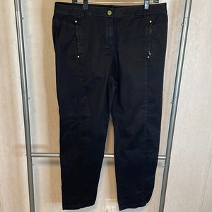 Chico’s Black Cotton Spandex Zipper Pockets Slacks Size 2